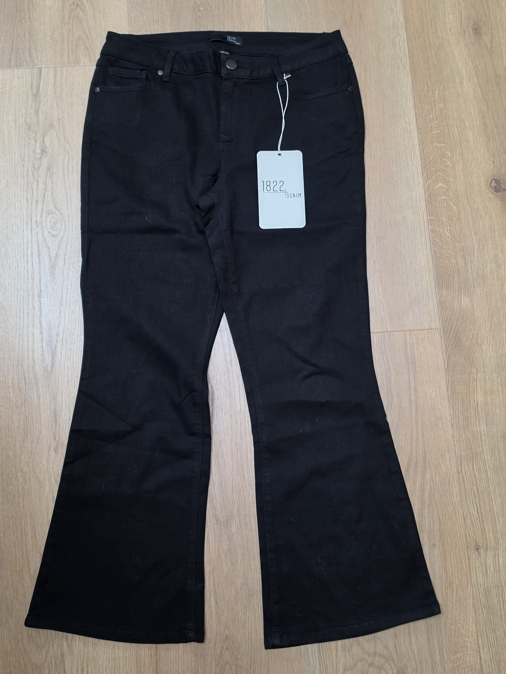 1822 Denim Black Slim boot Jeans